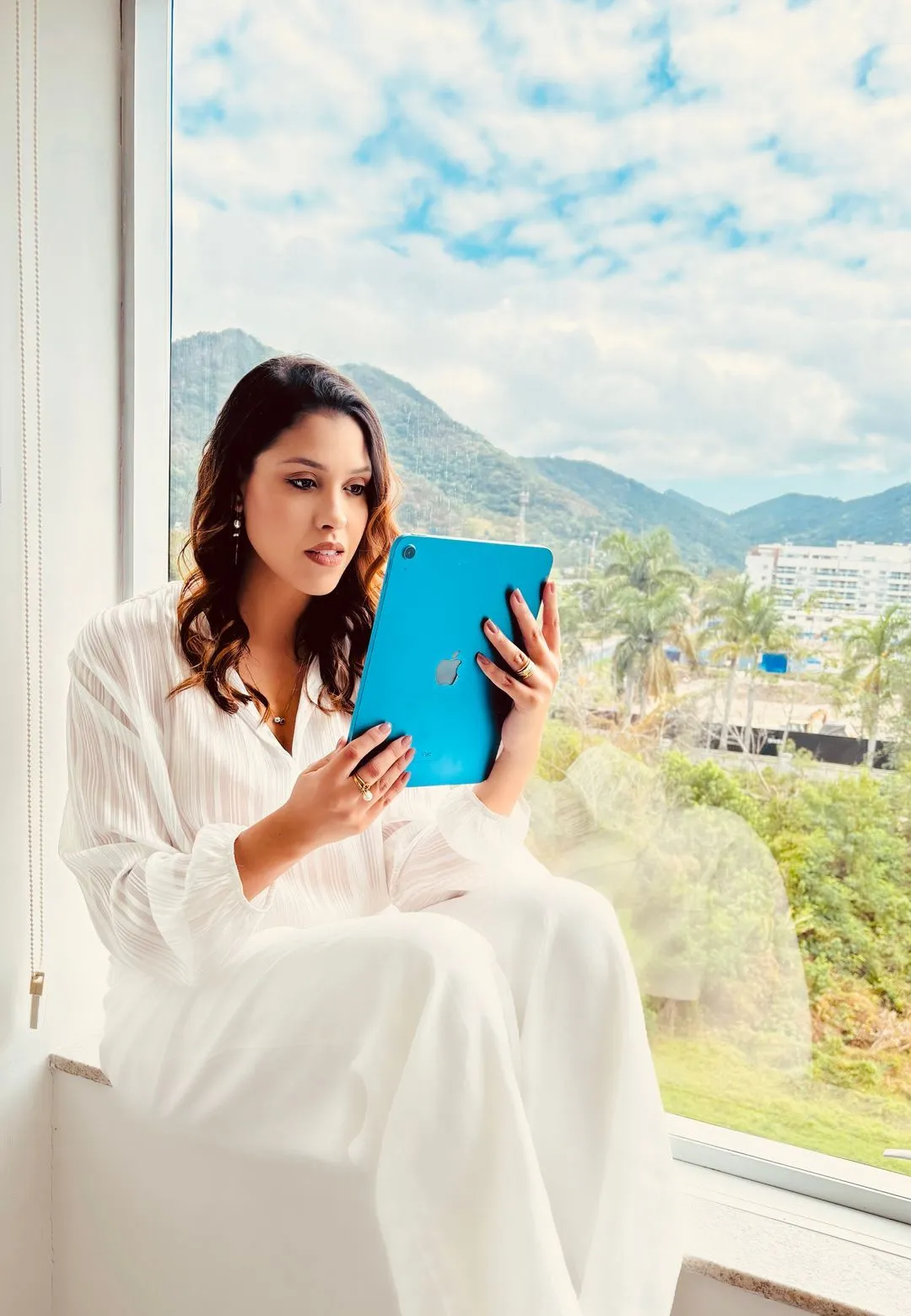 Emanuelle Mendes em atendimento online